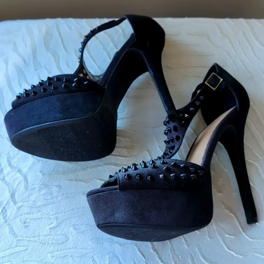 Just Fab Studded🖤 Sexy Platform Stilettos NWOT Size 7.5